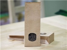Paper coffee bag with window